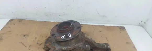 Renault Laguna II Front wheel hub spindle knuckle