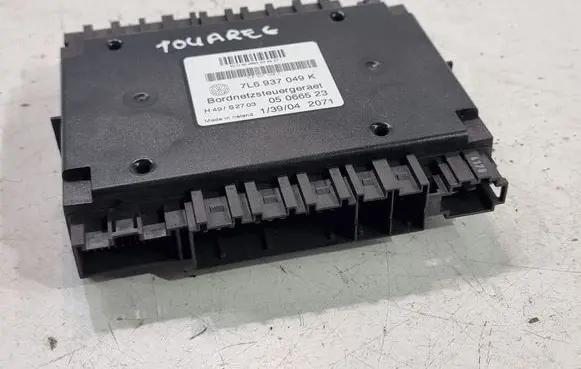 Volkswagen Touareg I Comfort/convenience module 7L6937049K