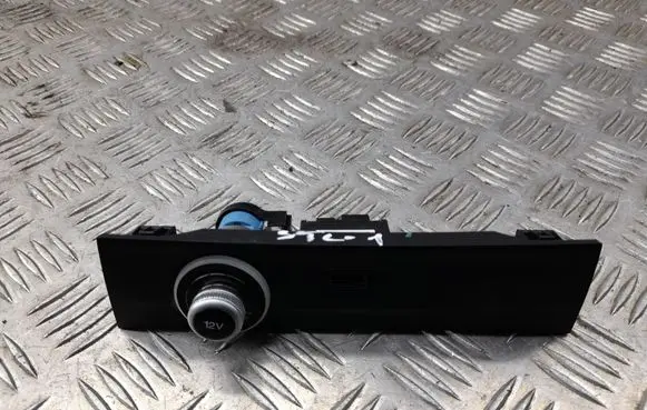 Alfa Romeo Stelvio Other center console (tunnel) element 156115933 00505493820