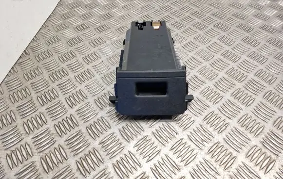 Volkswagen Touran III Glove box central console 5TA861801