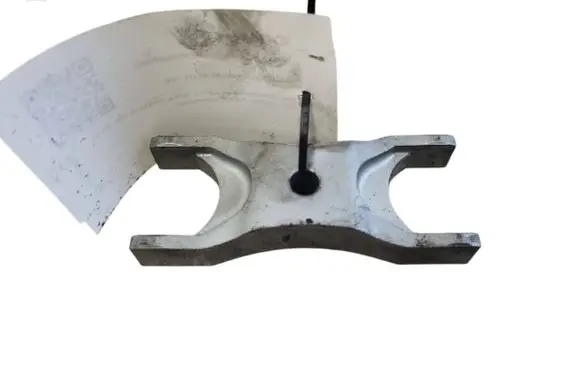Volkswagen PASSAT B7 Fuel Injector clamp holder 03L218A