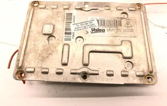 Audi A4 S4 B6 8E 8H Voltage converter/converter module 89035113