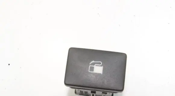 Lexus CT 200H Fuel cap release pull handle 15A925