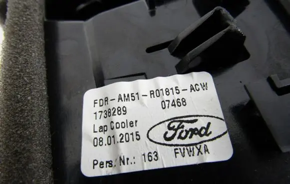 Ford C-MAX II Dash center air vent grill am51r01815acw