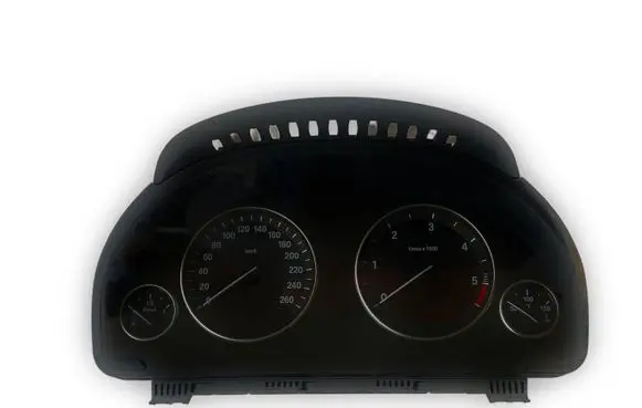 BMW 5 F10 F11 Speedometer (instrument cluster) 9249348