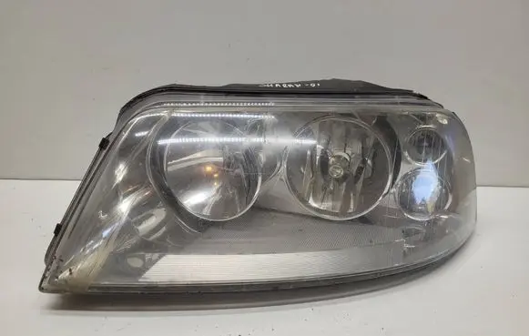 Volkswagen Sharan Headlight/headlamp 1305235530