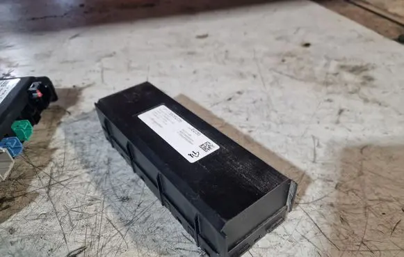 Buick Encore I Comfort/convenience module 13506235