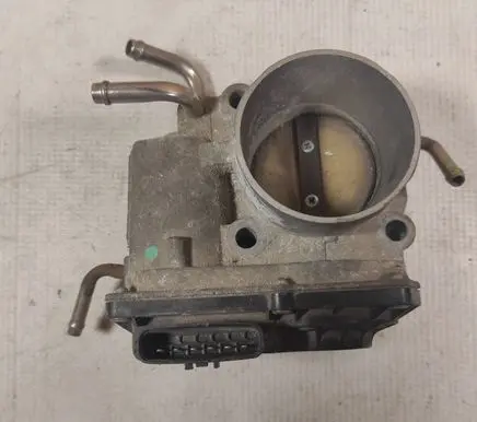 Toyota Camry Throttle valve 220300H030