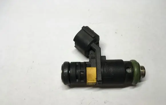Fuel injector
