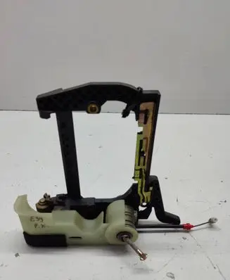 BMW 5 E39 Front door lock
