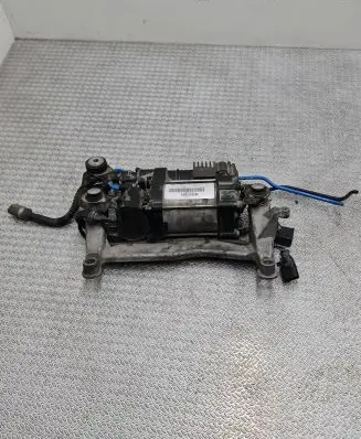 Porsche Cayenne (92A) Air suspension compressor/pump 7P0616006G 15150000663 ATE03330473