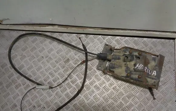 Opel Meriva B Hand brake control module 13386364