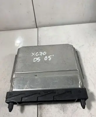 Volvo XC70 Engine control unit/module 30646978