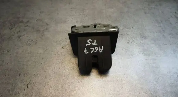 Audi A6 C7 Tailgate/trunk/boot lock/catch/latch 4G9827520