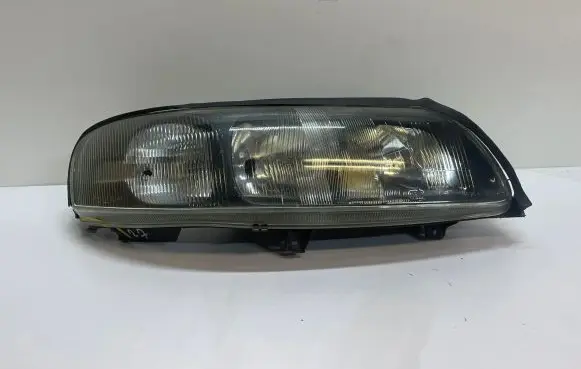 Volvo V70 Headlight/headlamp 8693548 89007898