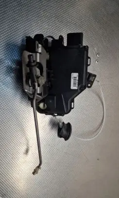 Audi A4 S4 B6 8E 8H Front door lock 4B1837015G
