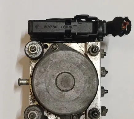 Opel Corsa D ABS Pump 0265231537 13236012 0265800422