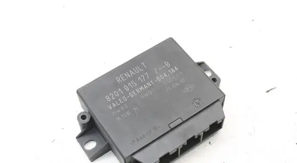 Opel Movano B Parking PDC control unit/module 8201015177