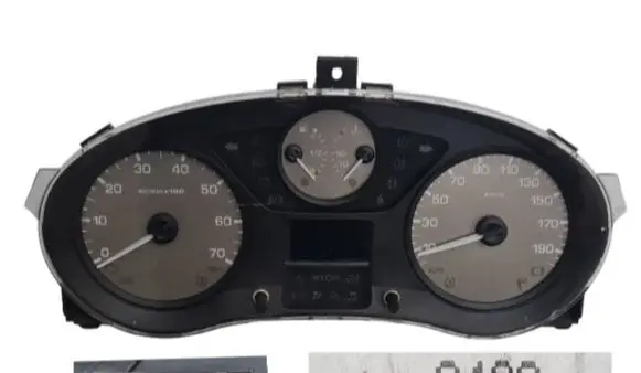 Citroen Berlingo Speedometer (instrument cluster) 9801640880