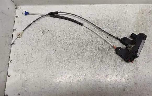 Opel Zafira A Rear door lock