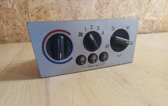 Opel Meriva A Climate control unit E7433 13155572 74335308