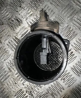 Volvo XC70 Mass air flow meter 8670115 0285213008