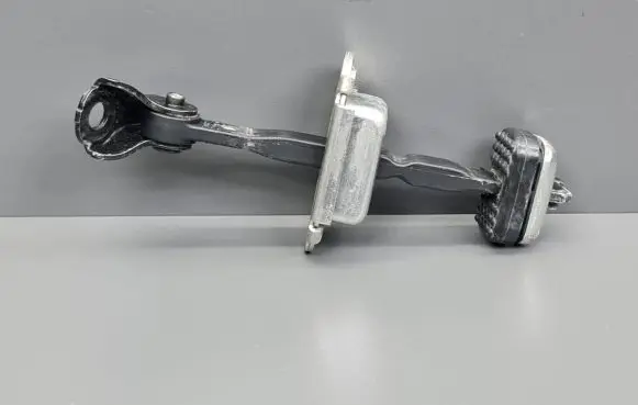 Honda Civic IX Front door check strap stopper
