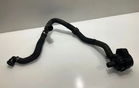 Mercedes-Benz C W204 Engine coolant pipe/hose A2048308496 CT128389 KEK667065A1P2