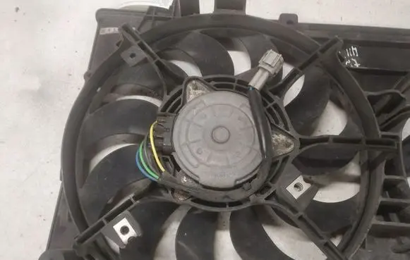 Mazda 6 Electric radiator cooling fan 2130910