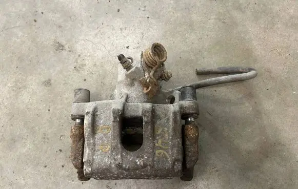Volvo S40 Front brake caliper