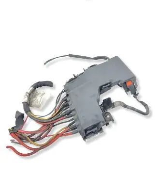 Citroen C4 II Fuse module 9665878380 451867403