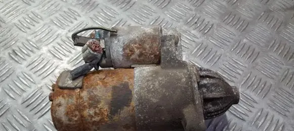 Hyundai H-100 Starter motor
