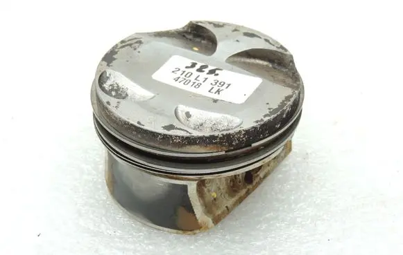 Mini One - Cooper Coupe R56 Piston with connecting rod 11257589348 7589348