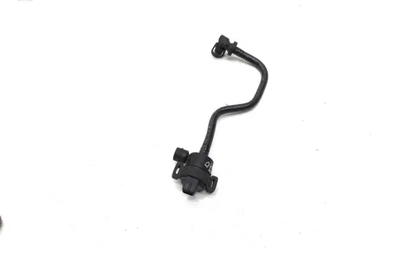 BMW 7 F01 F02 F03 F04 Breather/breather pipe/hose 7576303