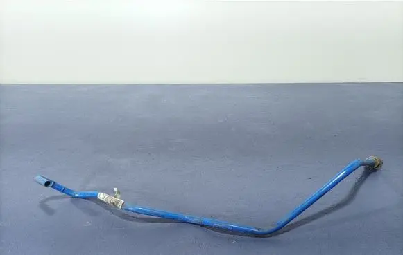 BMW 1 F40 Fuel line pipe 7300679