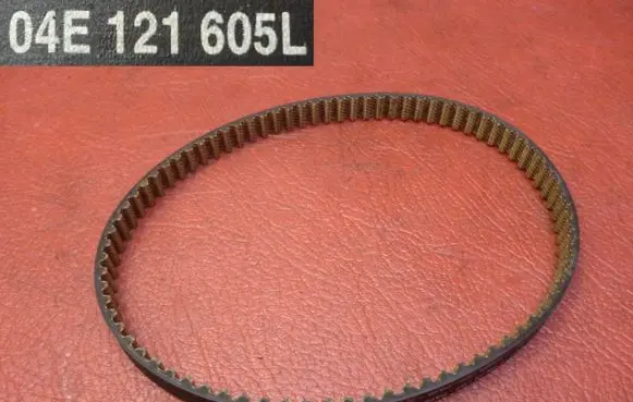 Volkswagen Golf VII Alternator belt 04E121605L
