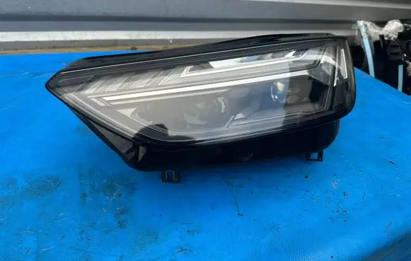 Audi Q5 SQ5 Headlight/headlamp 80A941035E