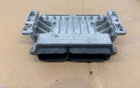 Mini One - Cooper R50 - 53 Engine control unit/module 7557395 S83293 S122237006B