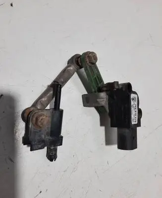 Volkswagen Touareg II Headlight/headlamp level sensor 7P0616213