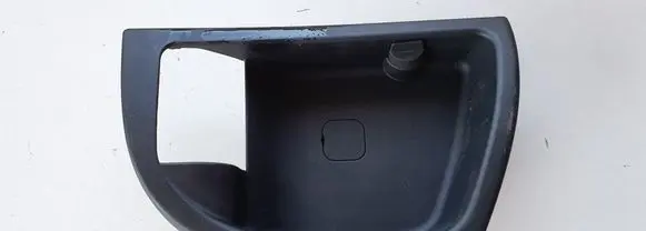 Hyundai Santa Fe Front door interior handle trim 