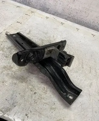 Mercedes-Benz CLA C117 X117 W117 Battery bracket 
