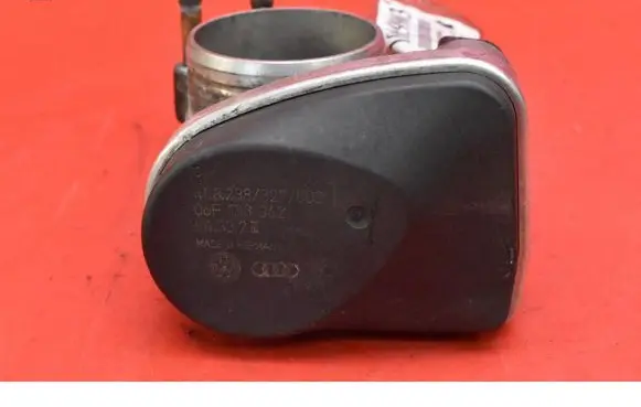 Seat Altea XL Throttle body valve 06F133062