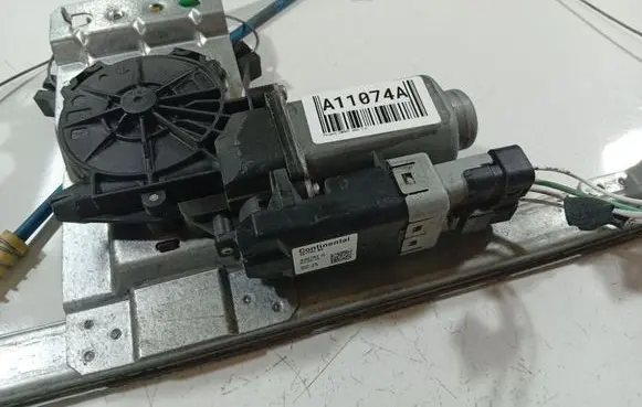 Peugeot Expert Front door window regulator motor 401786b0