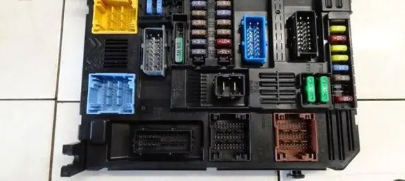 Citroen Berlingo ASC control unit/module 9832880680