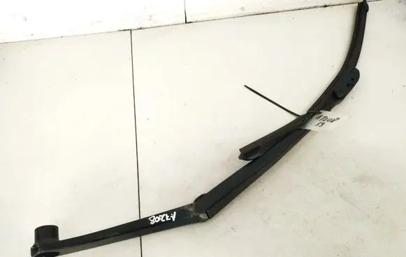 Front wiper blade arm