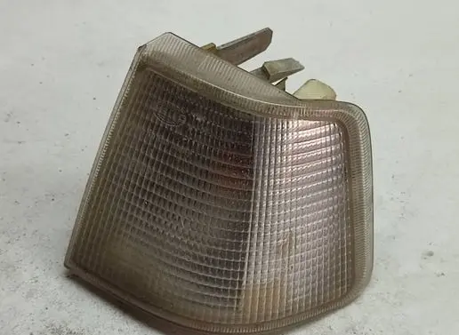 Volvo 440 Front indicator light 461575 143281L HELLA