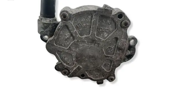 Volkswagen Caddy Vacuum pump 03L145100