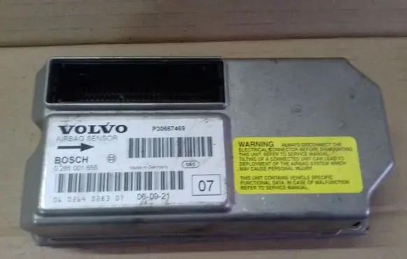 Volvo V70 Airbag control unit/module 0285001655 P30667469