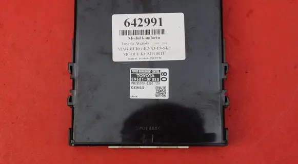 Toyota Avensis T270 Comfort/convenience module 896810F080