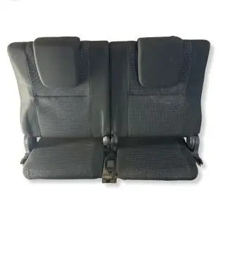 Toyota Corolla Verso AR10 Third row seats 